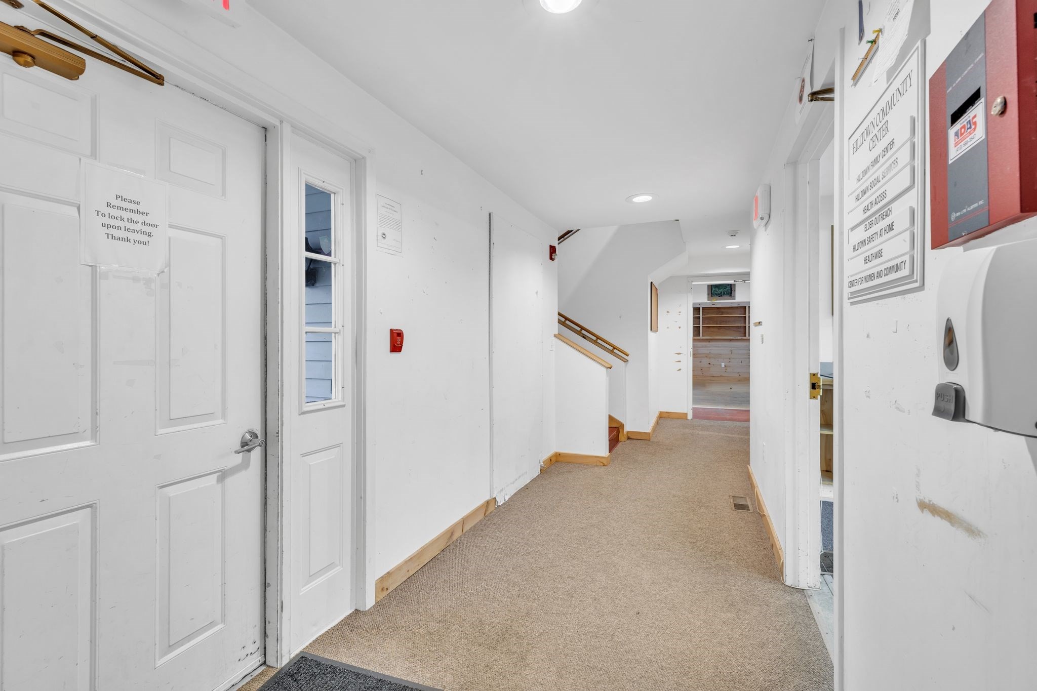 9 Russell Rd Property Photo 10