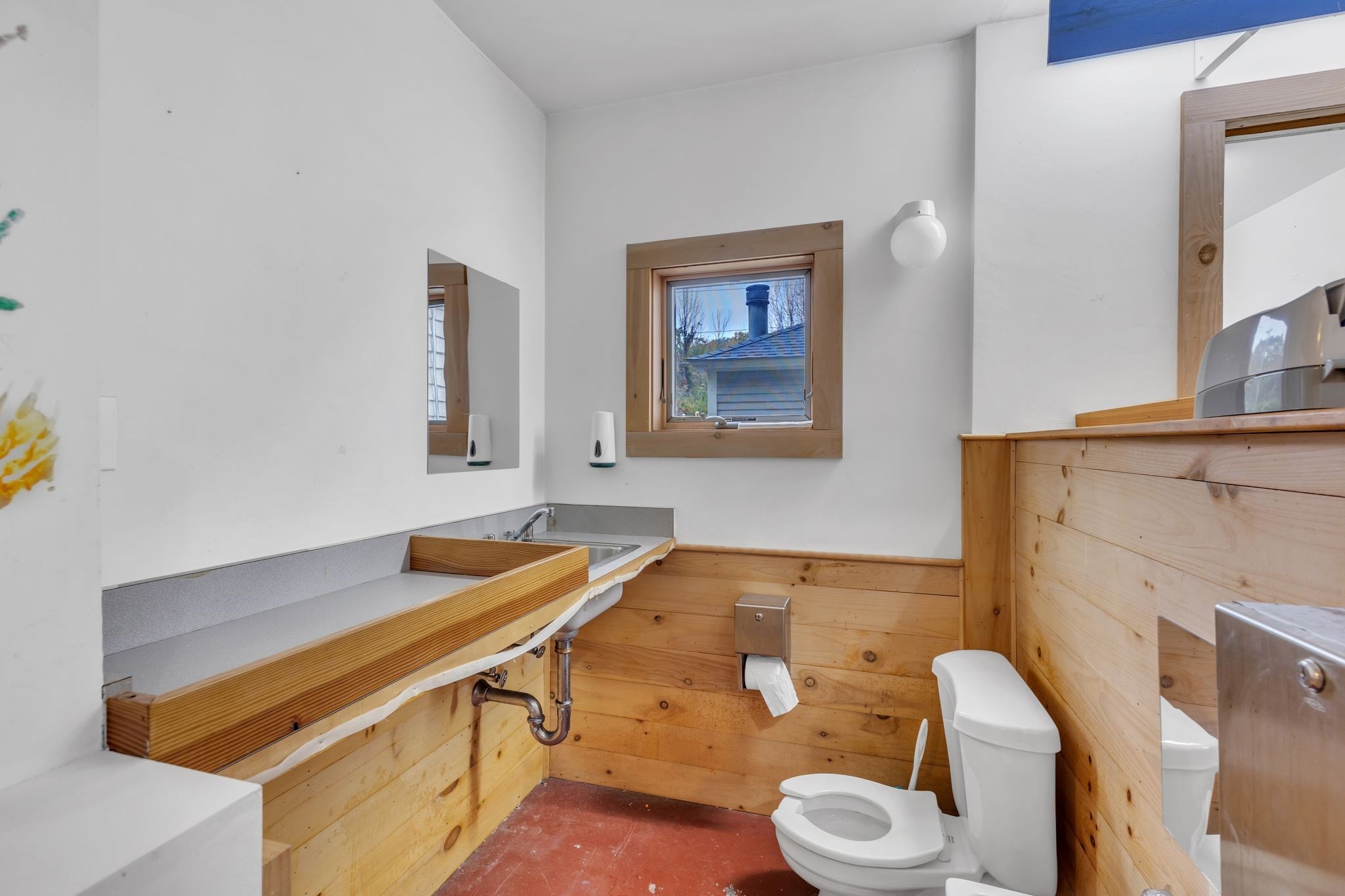 9 Russell Rd Property Photo 14