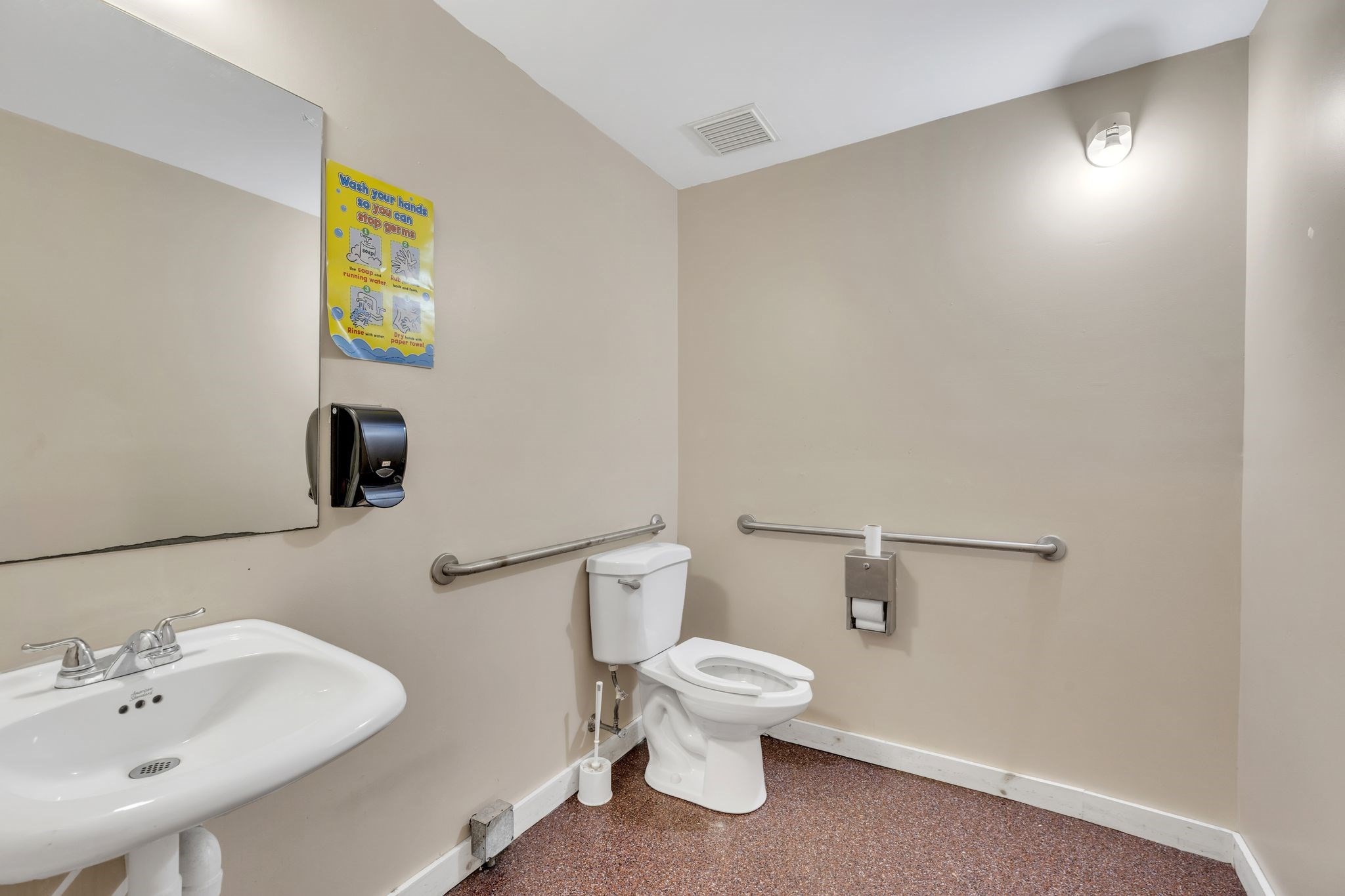 9 Russell Rd Property Photo 19