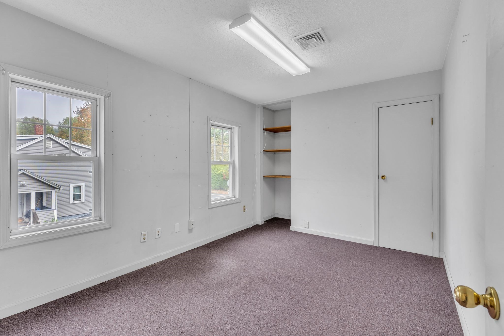 9 Russell Rd Property Photo 29