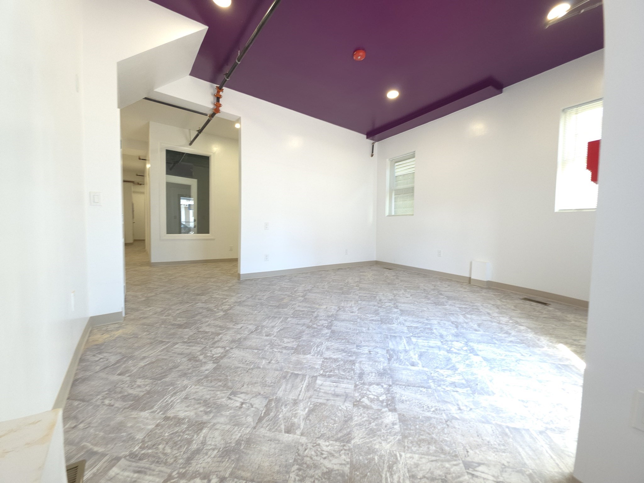 89 Main St # 2 Property Photo 3