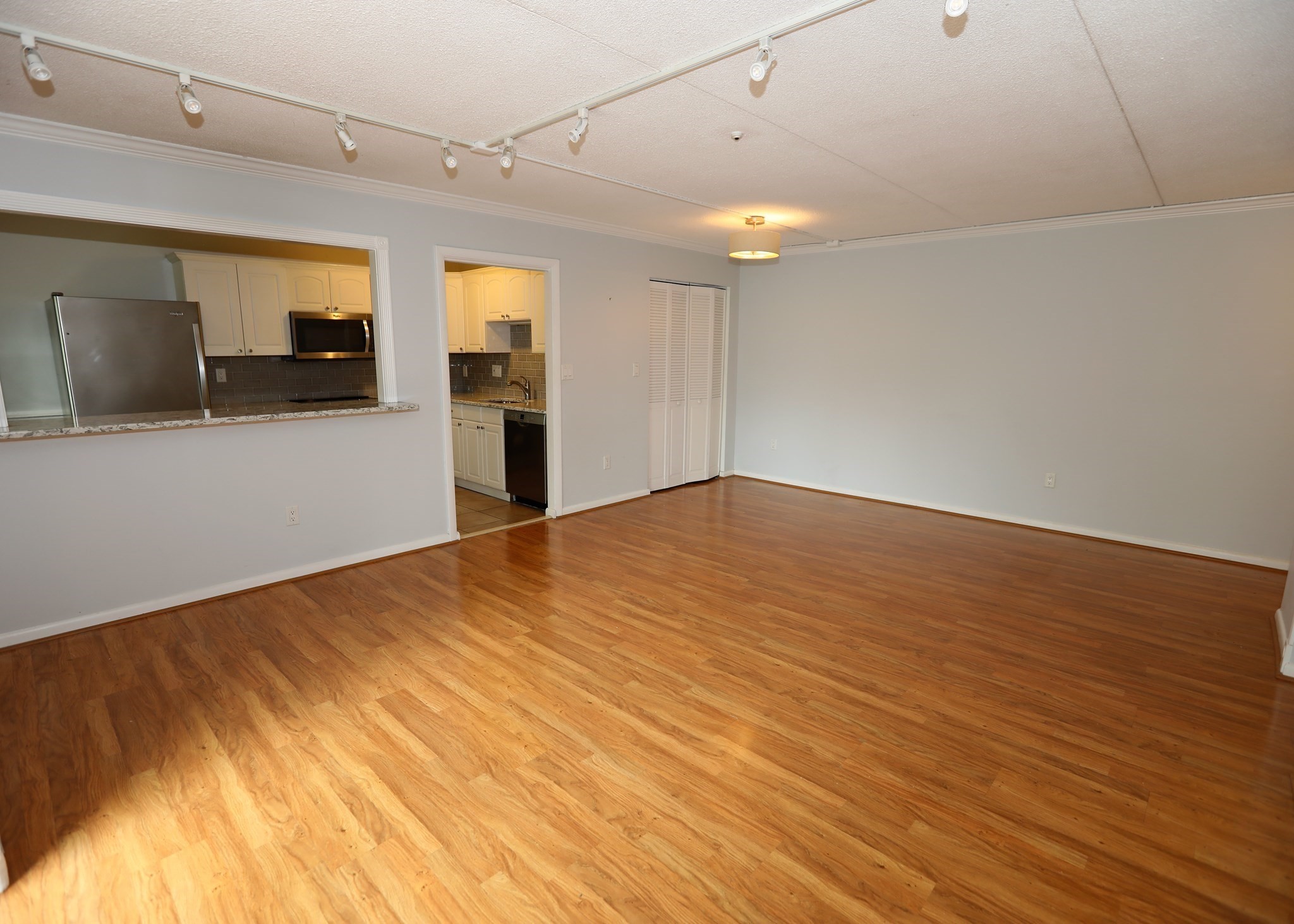 62 South St # 15 Property Photo 5