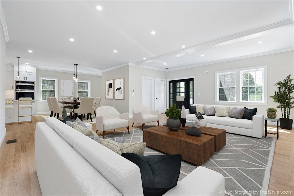53 Louis St Property Photo 1