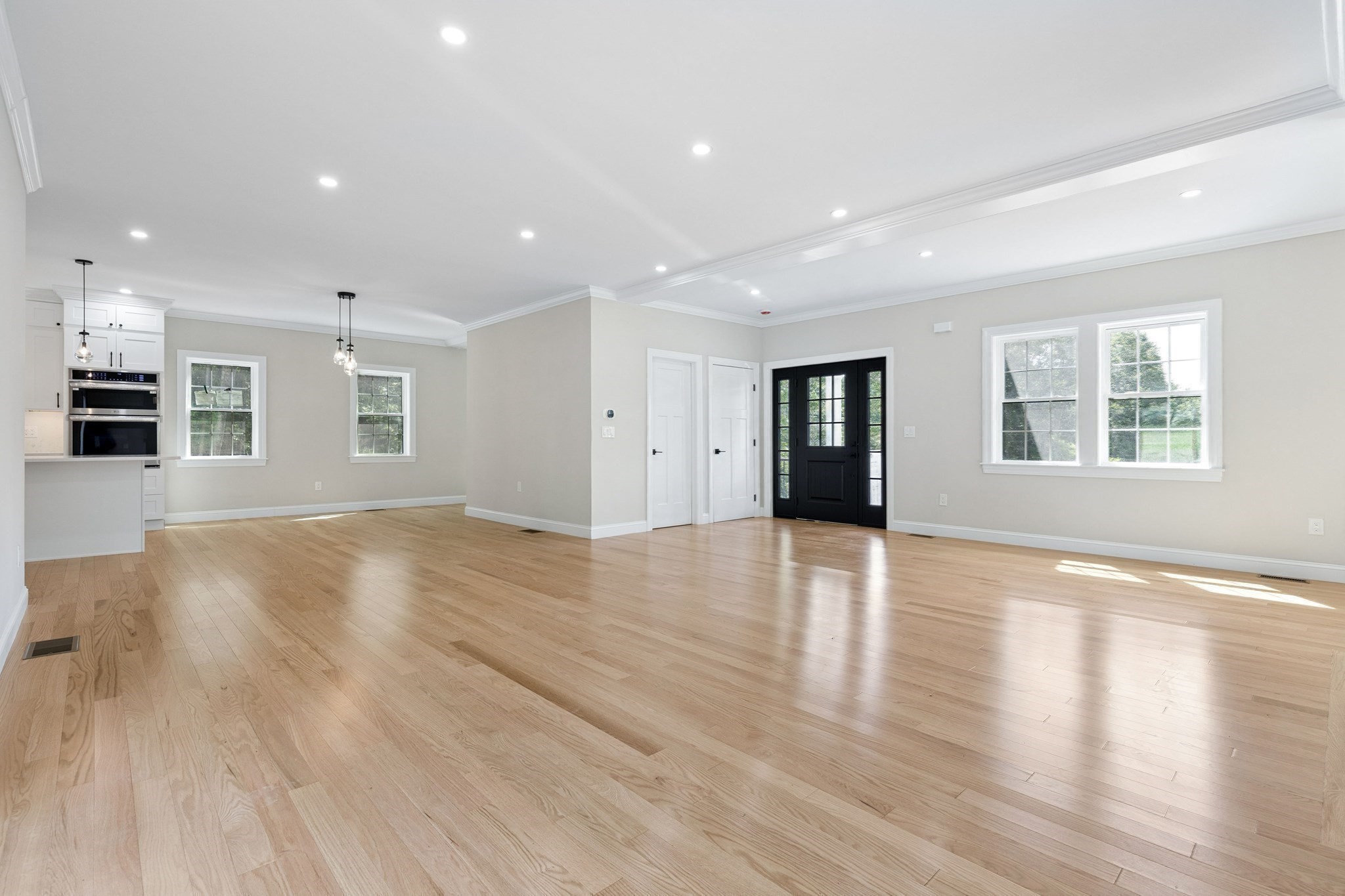 53 Louis St Property Photo 3