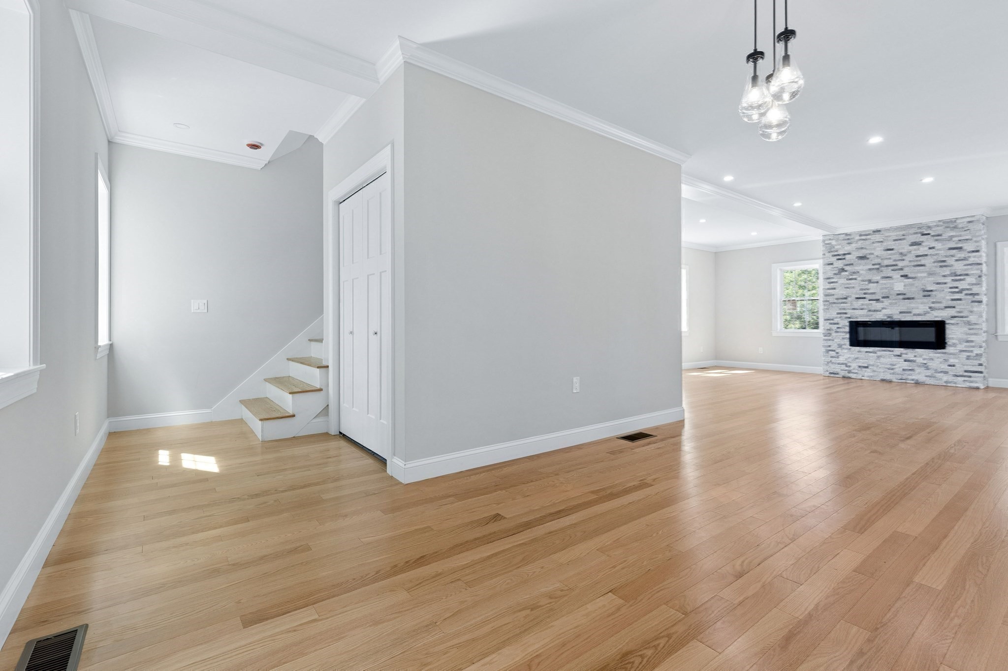 53 Louis St Property Photo 10