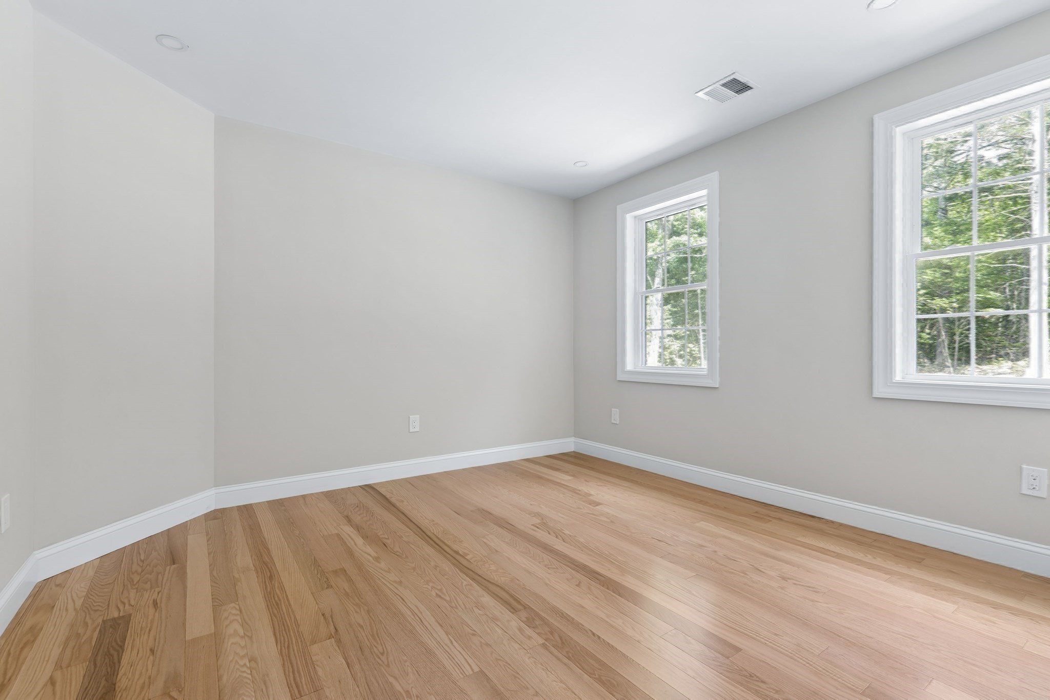 53 Louis St Property Photo 16