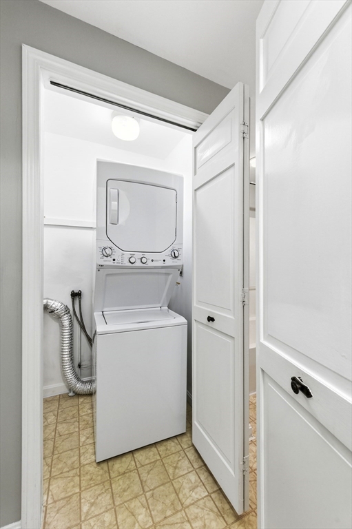 21 Pleasant Street Property Photo 27