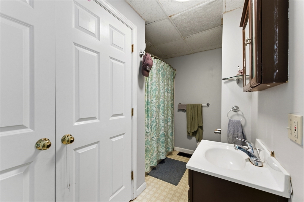 21 Pleasant Street Property Photo 30