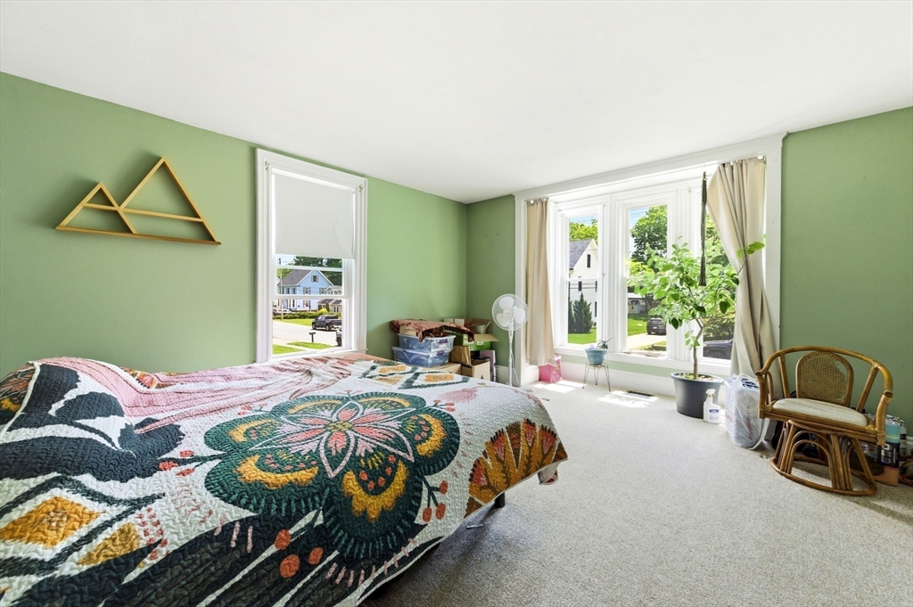 21 Pleasant Street Property Photo 32