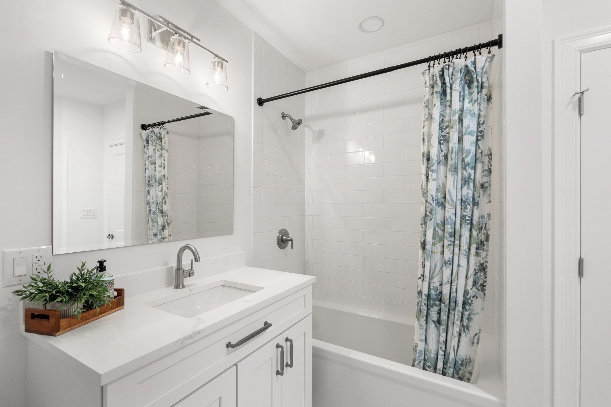 16 Franklin Street # 2501 Property Photo 17