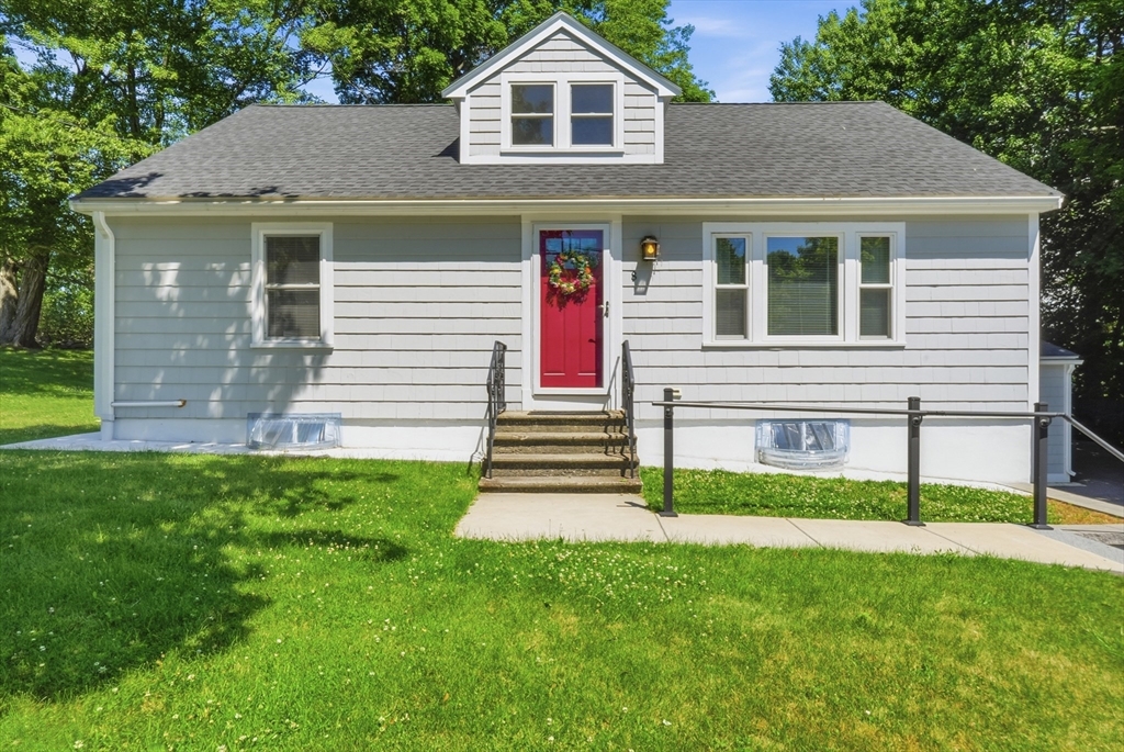 8 Millbury Terrace Property Photo 1