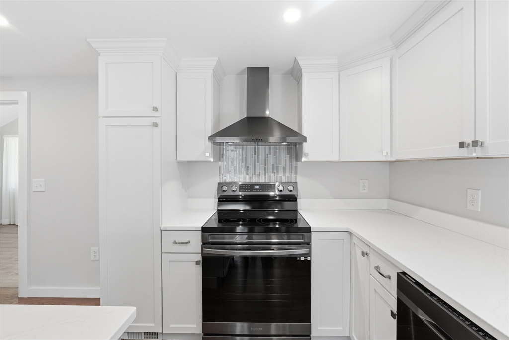 8 Millbury Terrace Property Photo 11