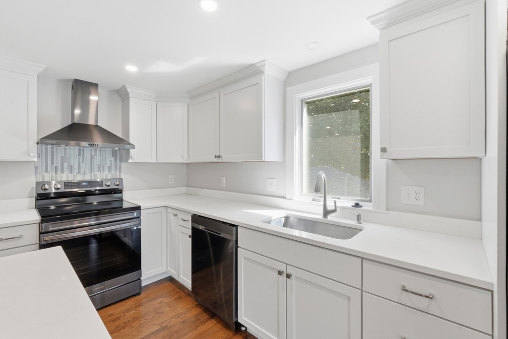 8 Millbury Terrace Property Photo 12