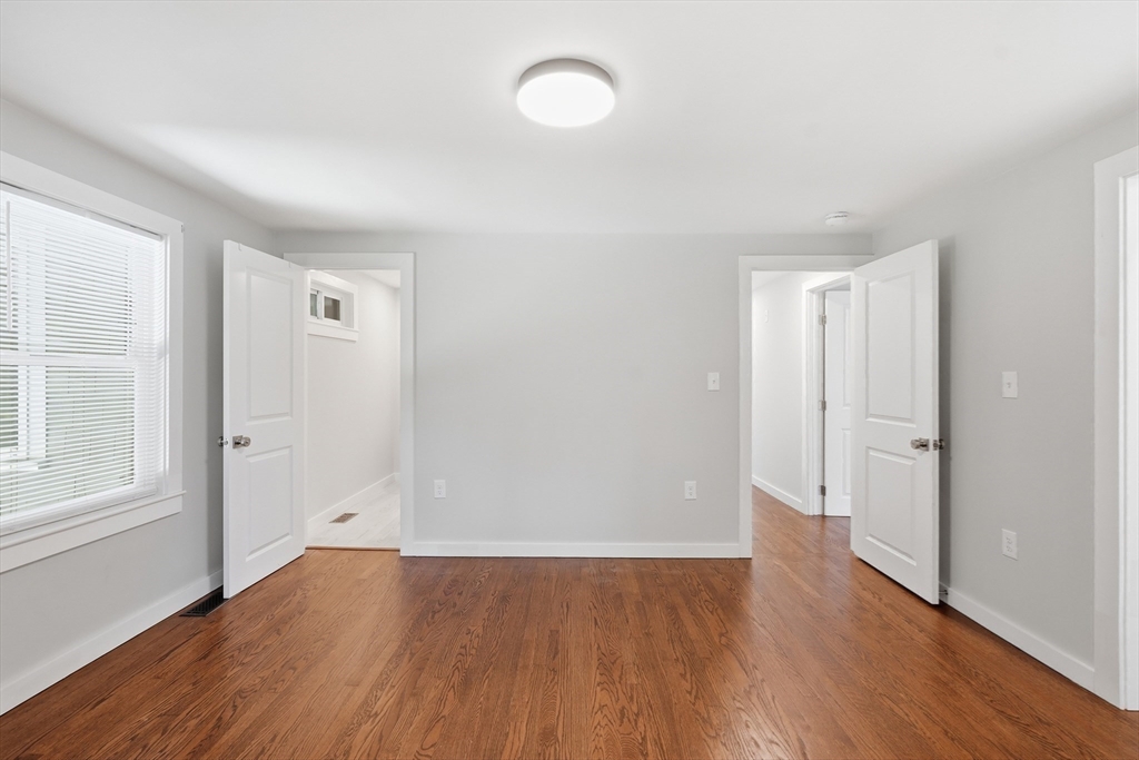 8 Millbury Terrace Property Photo 18