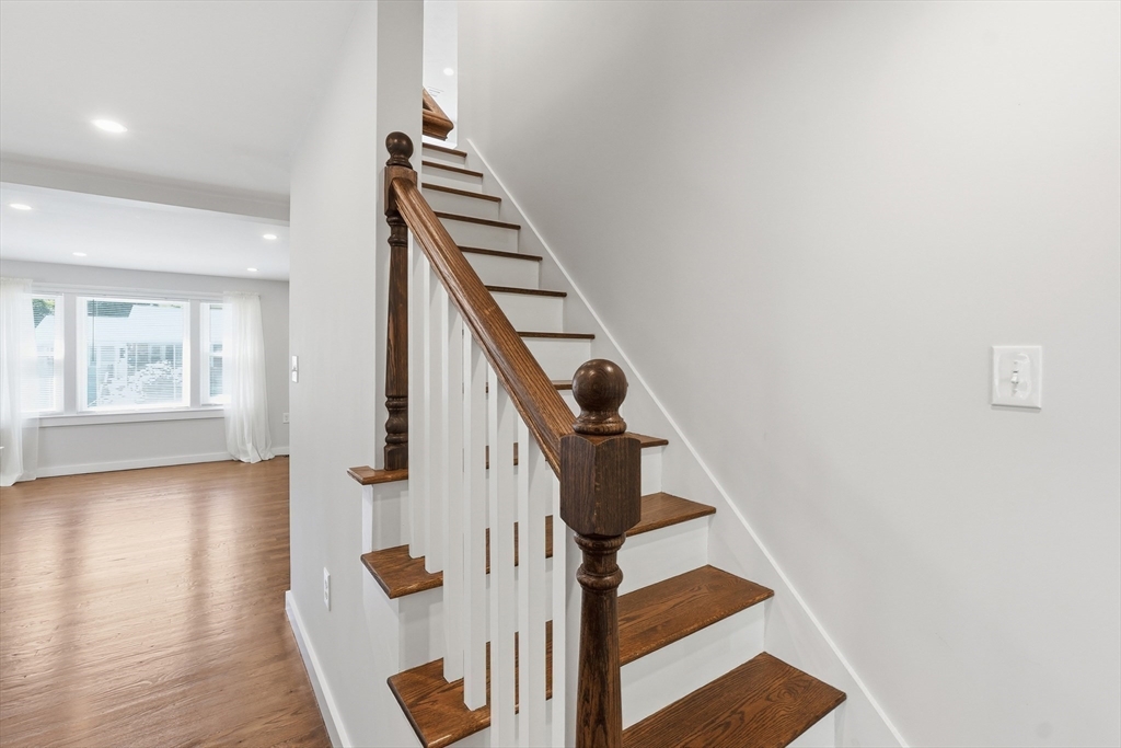8 Millbury Terrace Property Photo 24