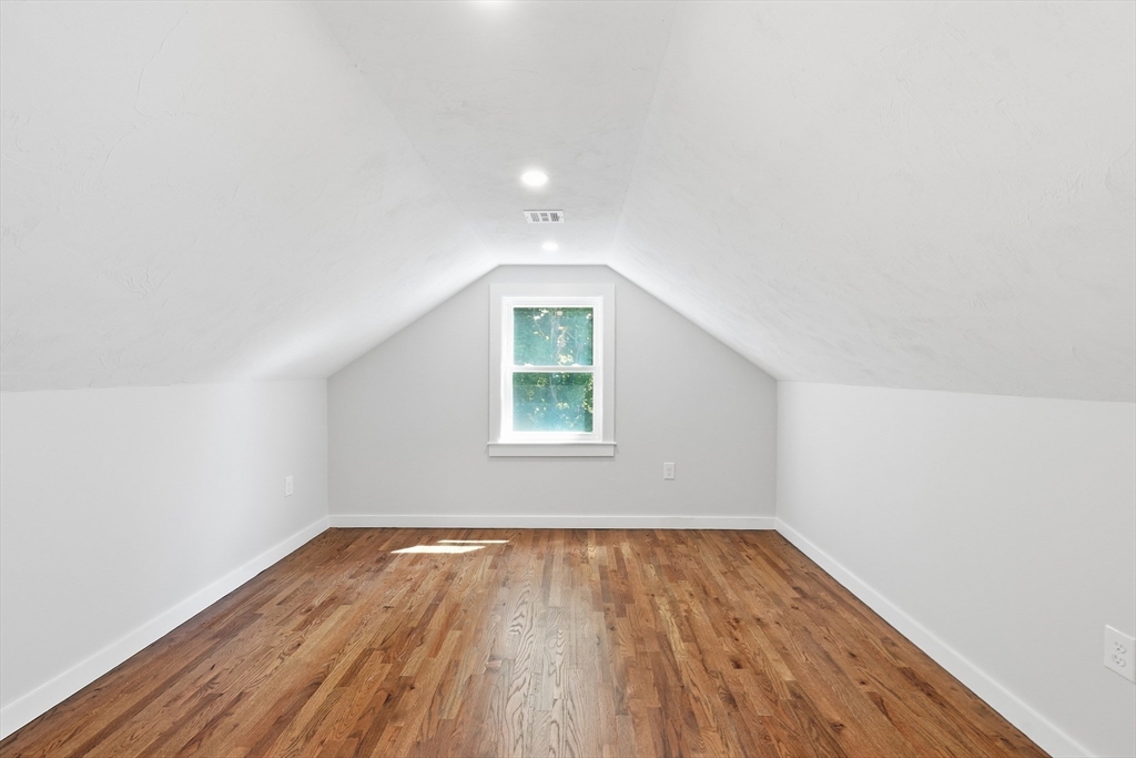 8 Millbury Terrace Property Photo 26