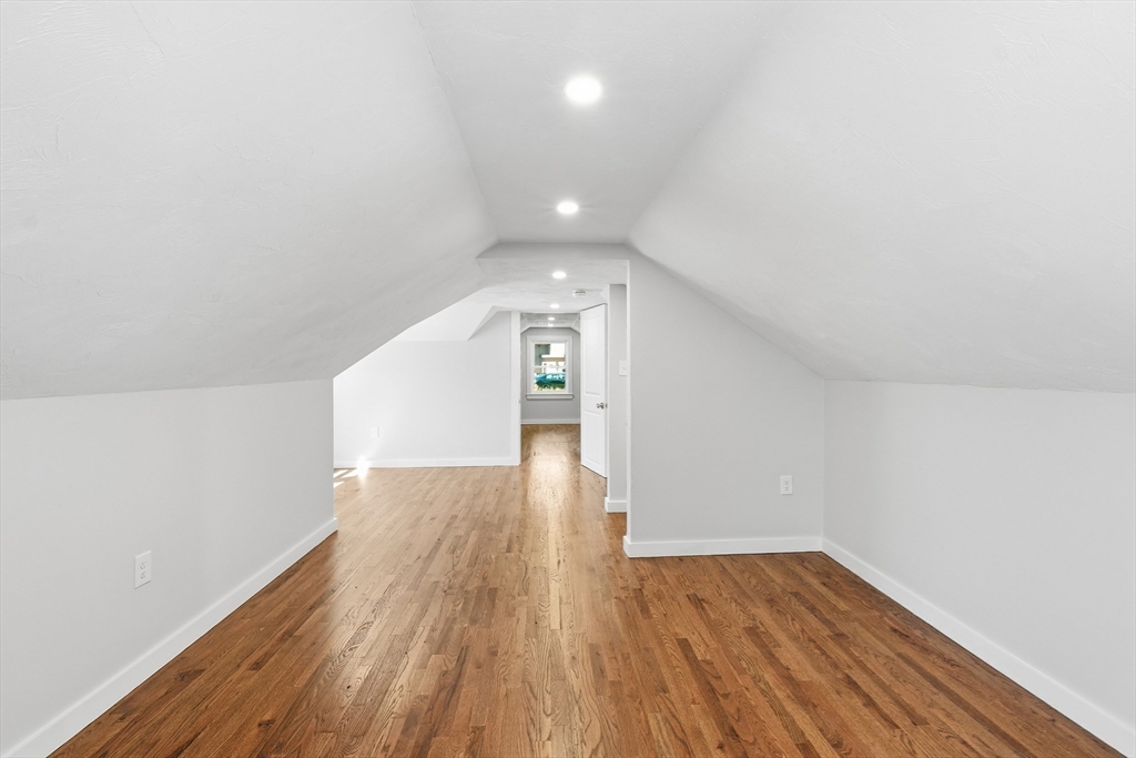 8 Millbury Terrace Property Photo 28