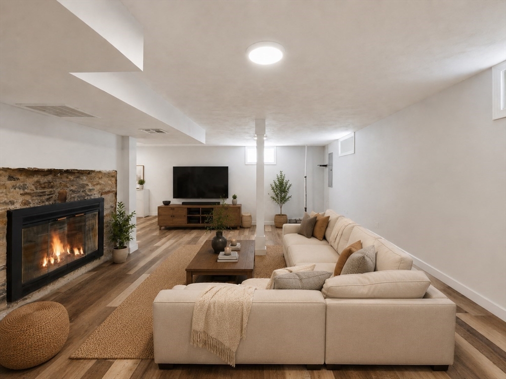 8 Millbury Terrace Property Photo 39