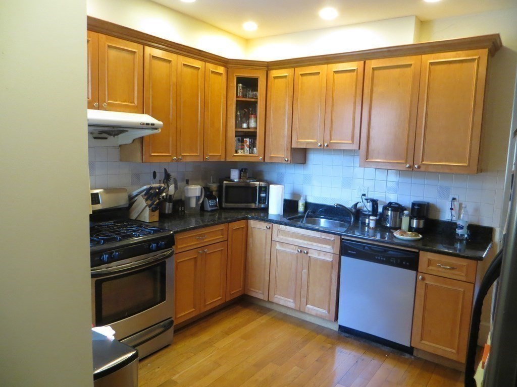 88 Pleasant # 2 Property Photo 13
