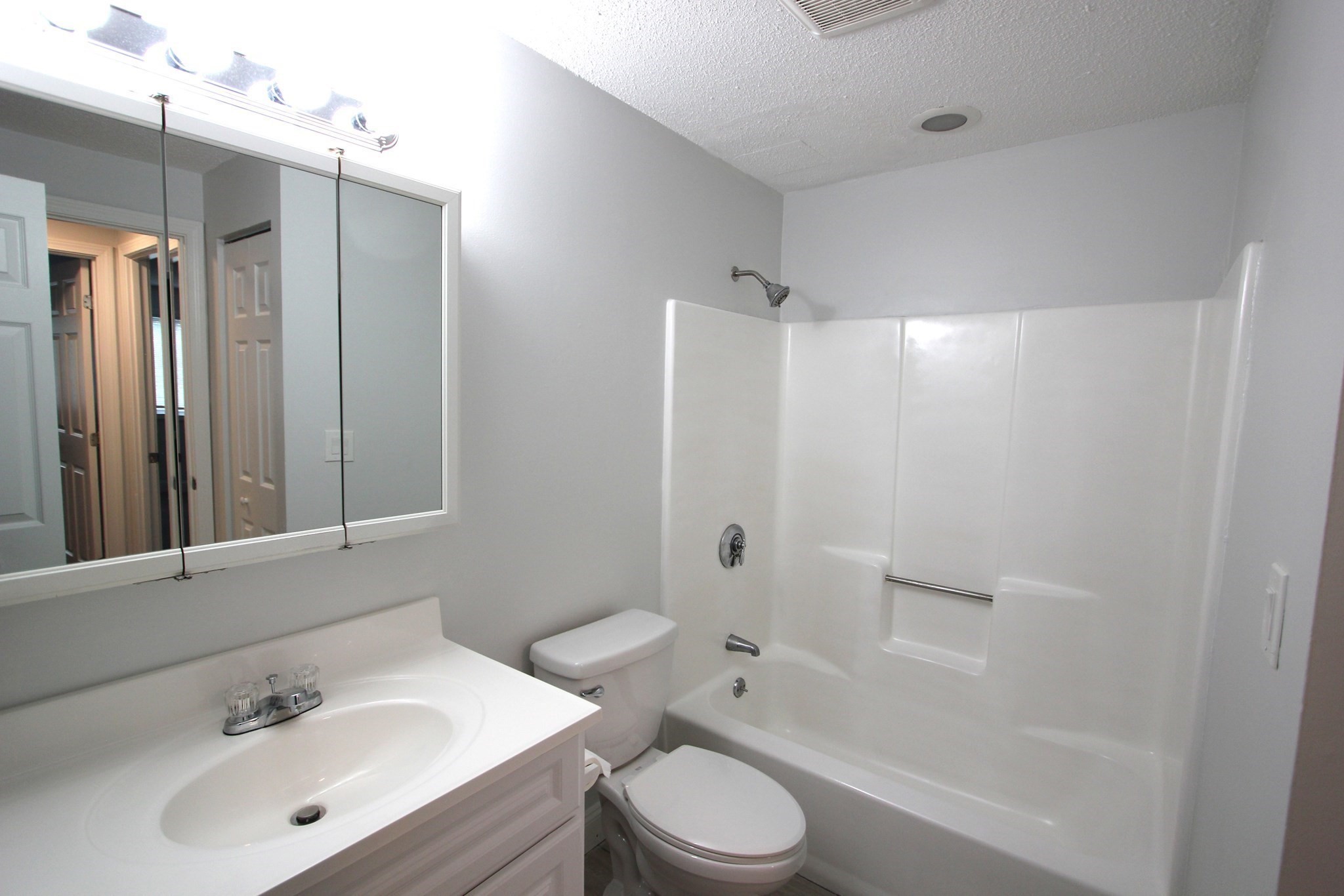 2008 Franklin Crossing Rd # 2008 Property Photo 11