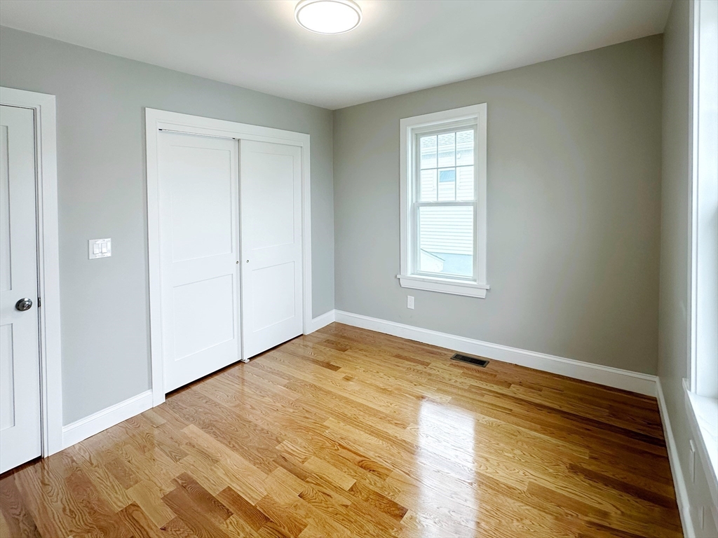 338 Sea St Property Photo 16