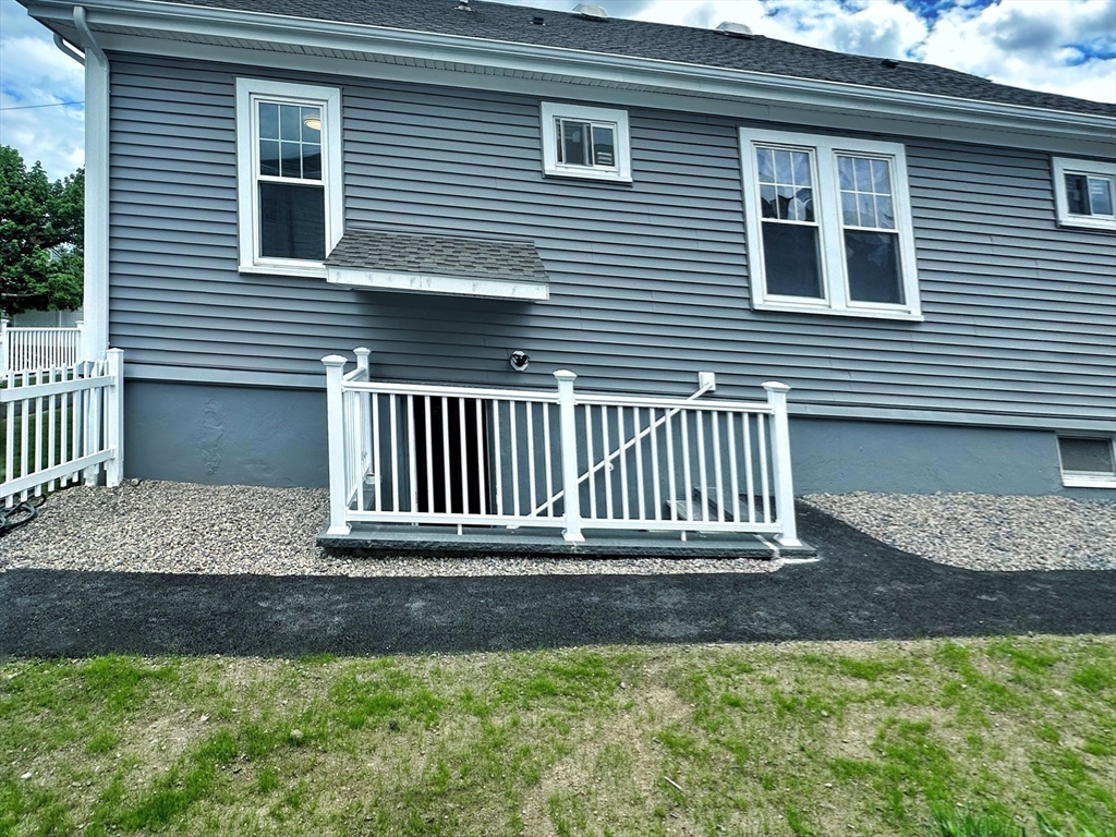 338 Sea St Property Photo 20