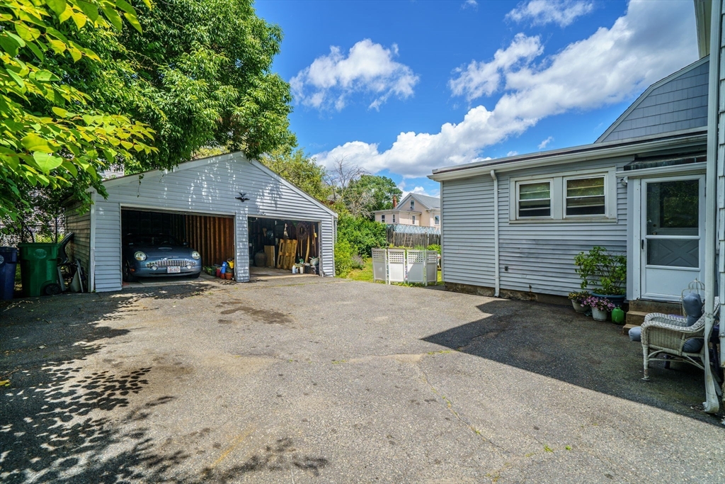 59 River St Property Photo 2