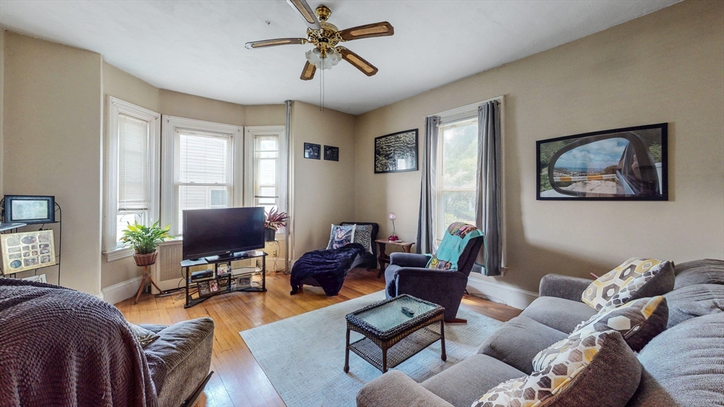 59 River St Property Photo 6