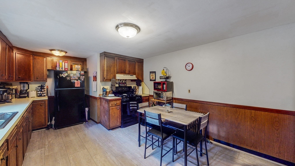 59 River St Property Photo 9