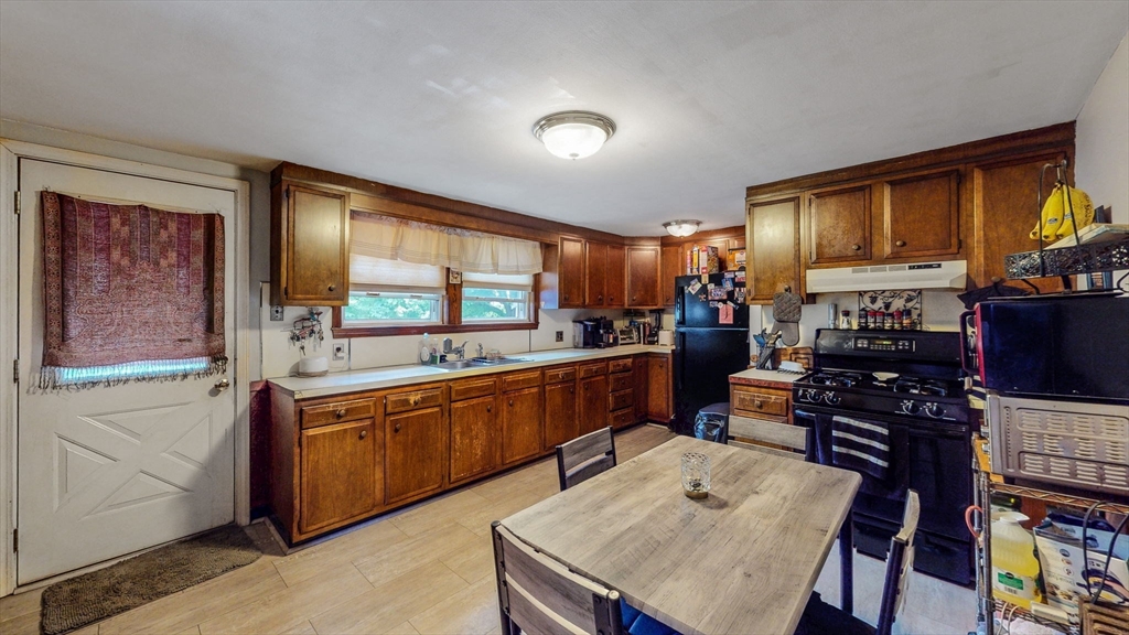 59 River St Property Photo 10