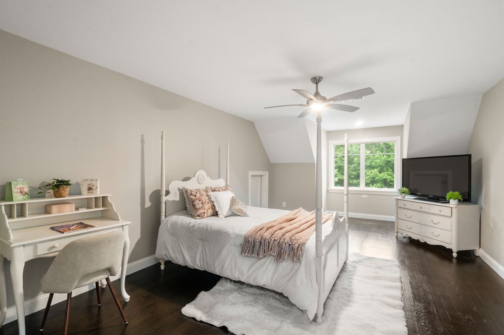 18 Keeney Pond Road. Property Photo 38