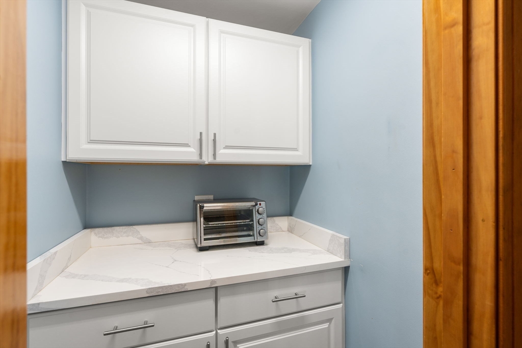 105 Pine Ridge Rd Property Photo 6