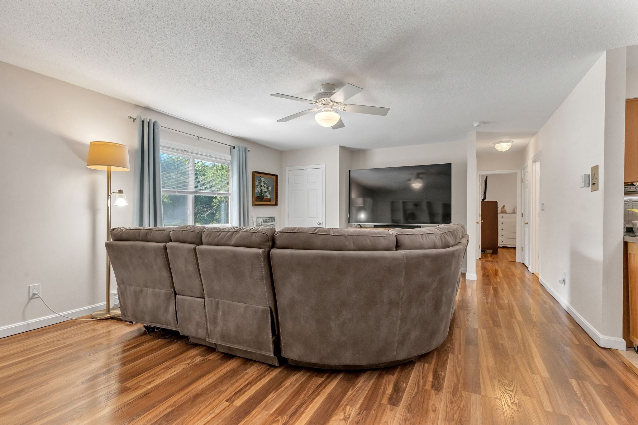 18 Dailey St # H Property Photo 14