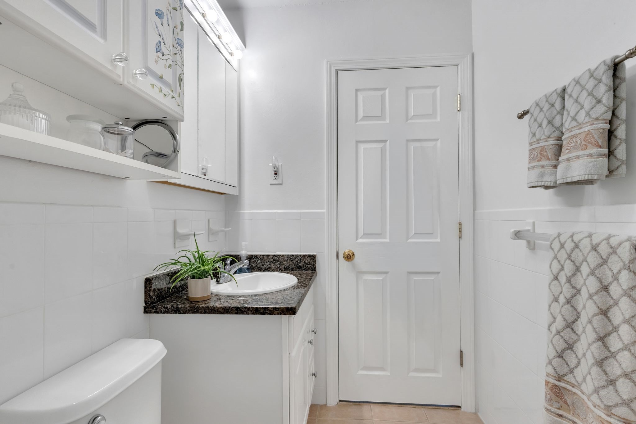 18 Dailey St # H Property Photo 22