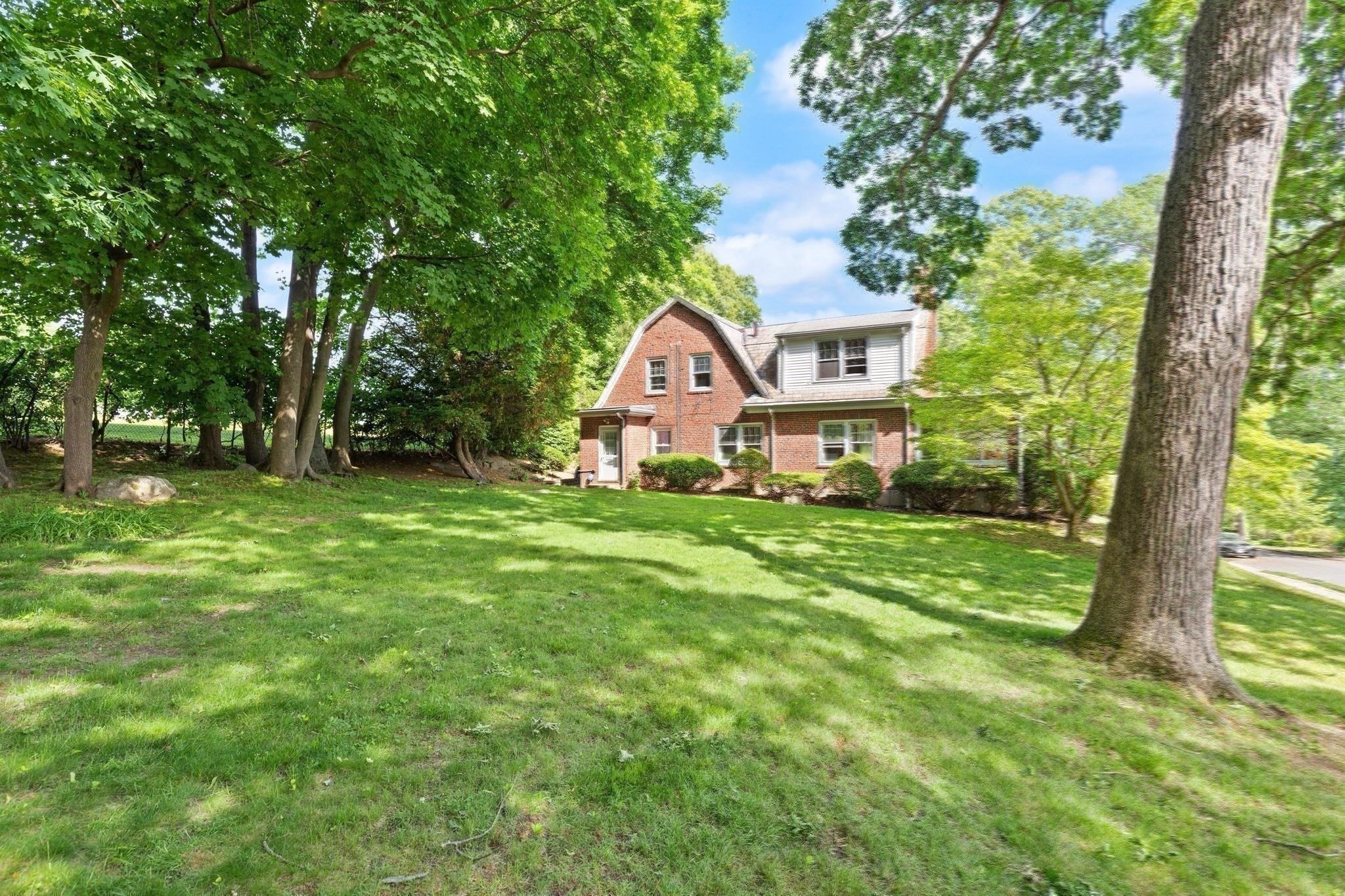 35 Arden Road Property Photo 37