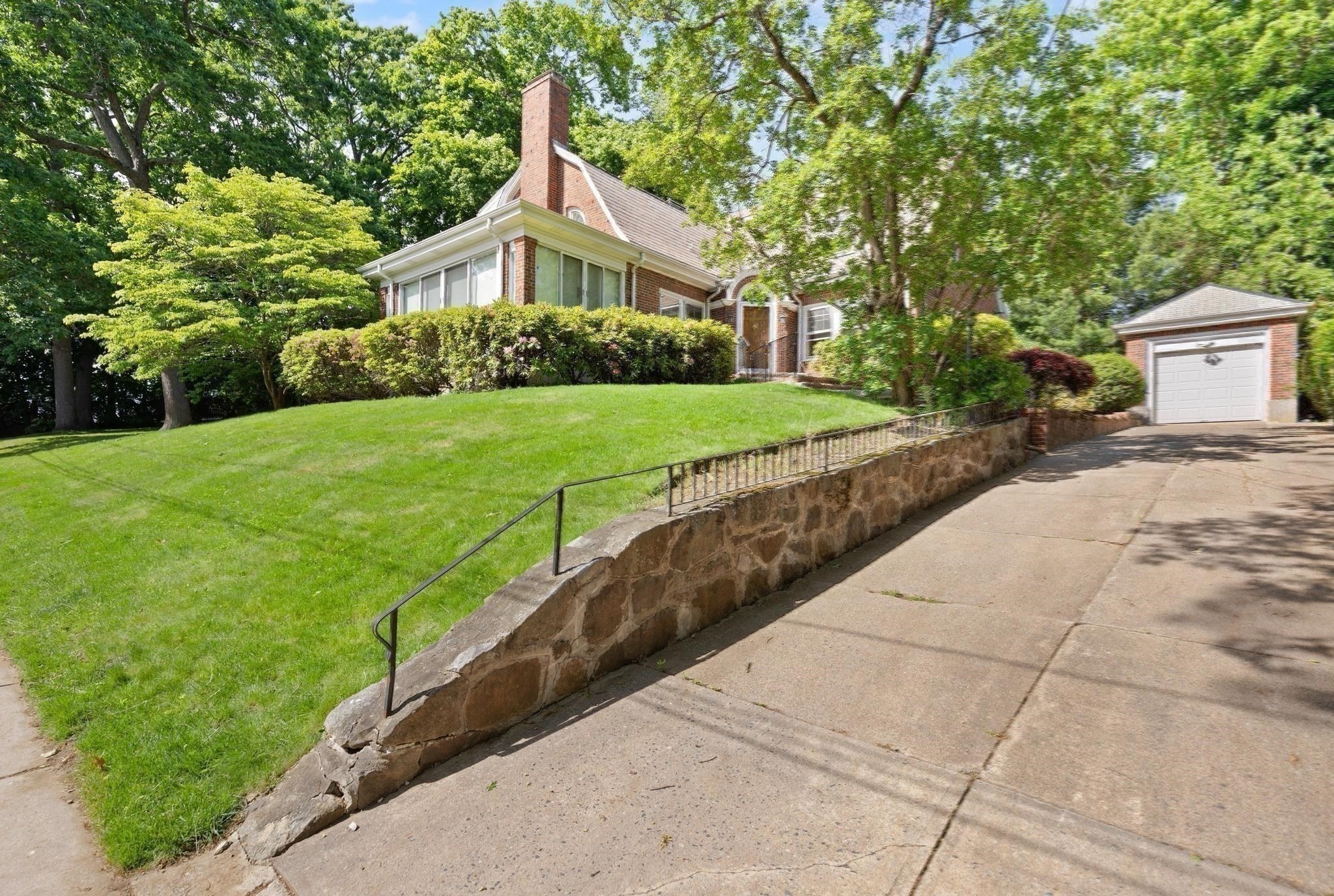 35 Arden Road Property Photo 38