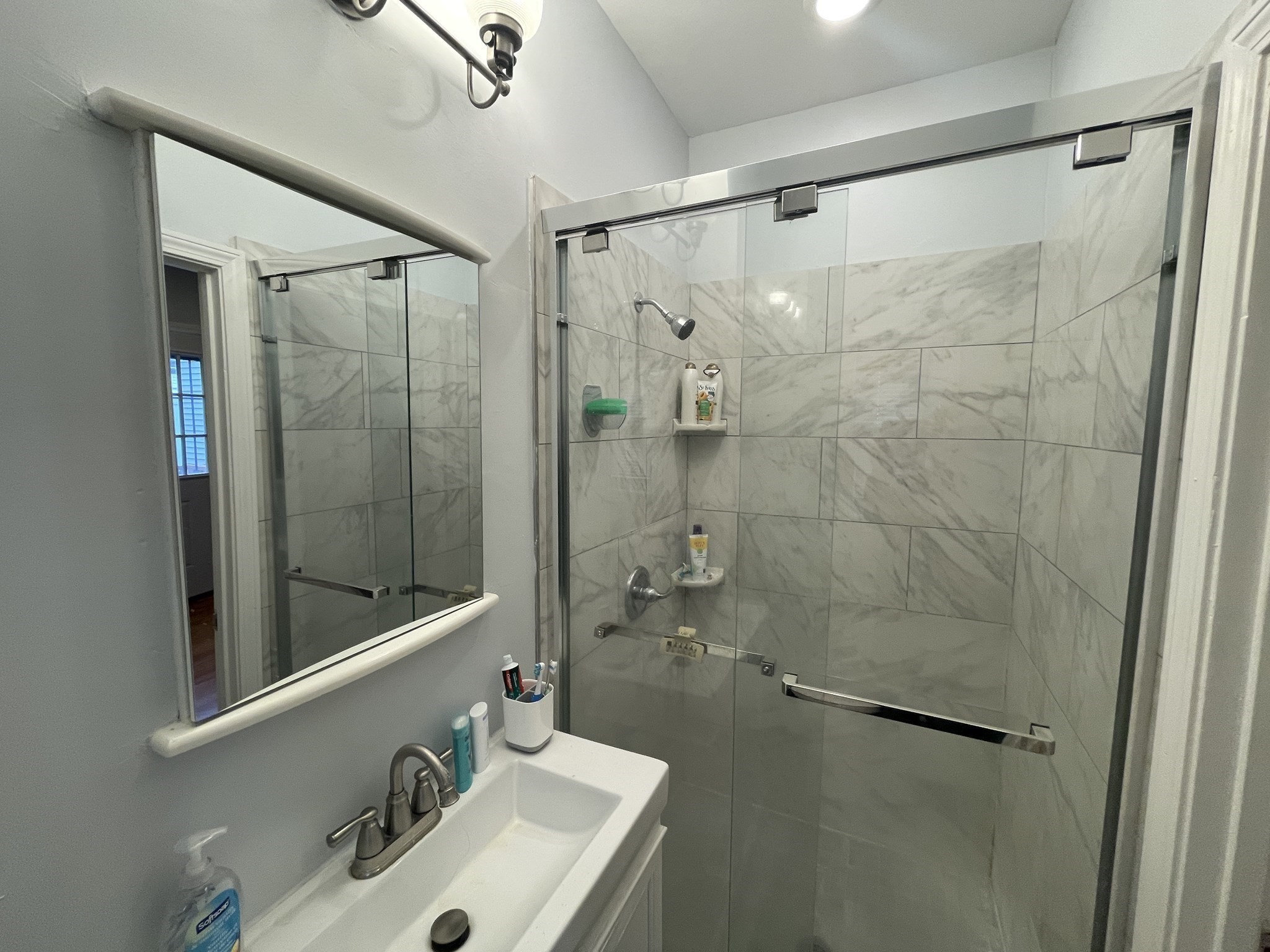 176 W. Sixth St. # 3 Property Photo 8