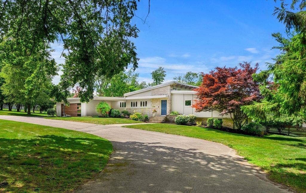 285 Brush Hill Rd
