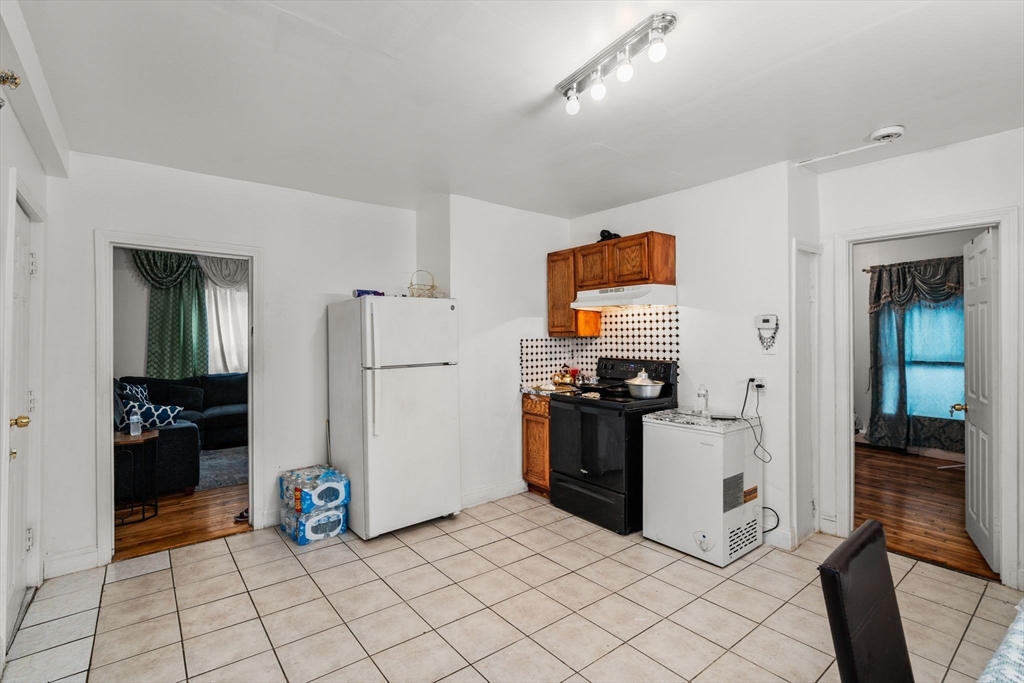 122 Piedmont St Property Photo 7