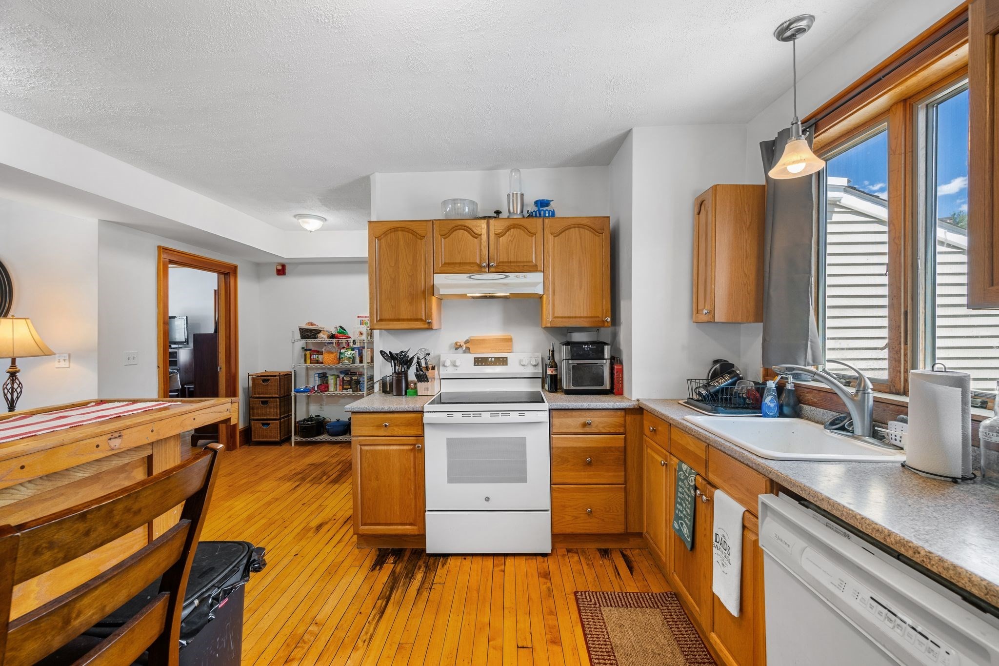 14-16-18 Friend St Property Photo 35