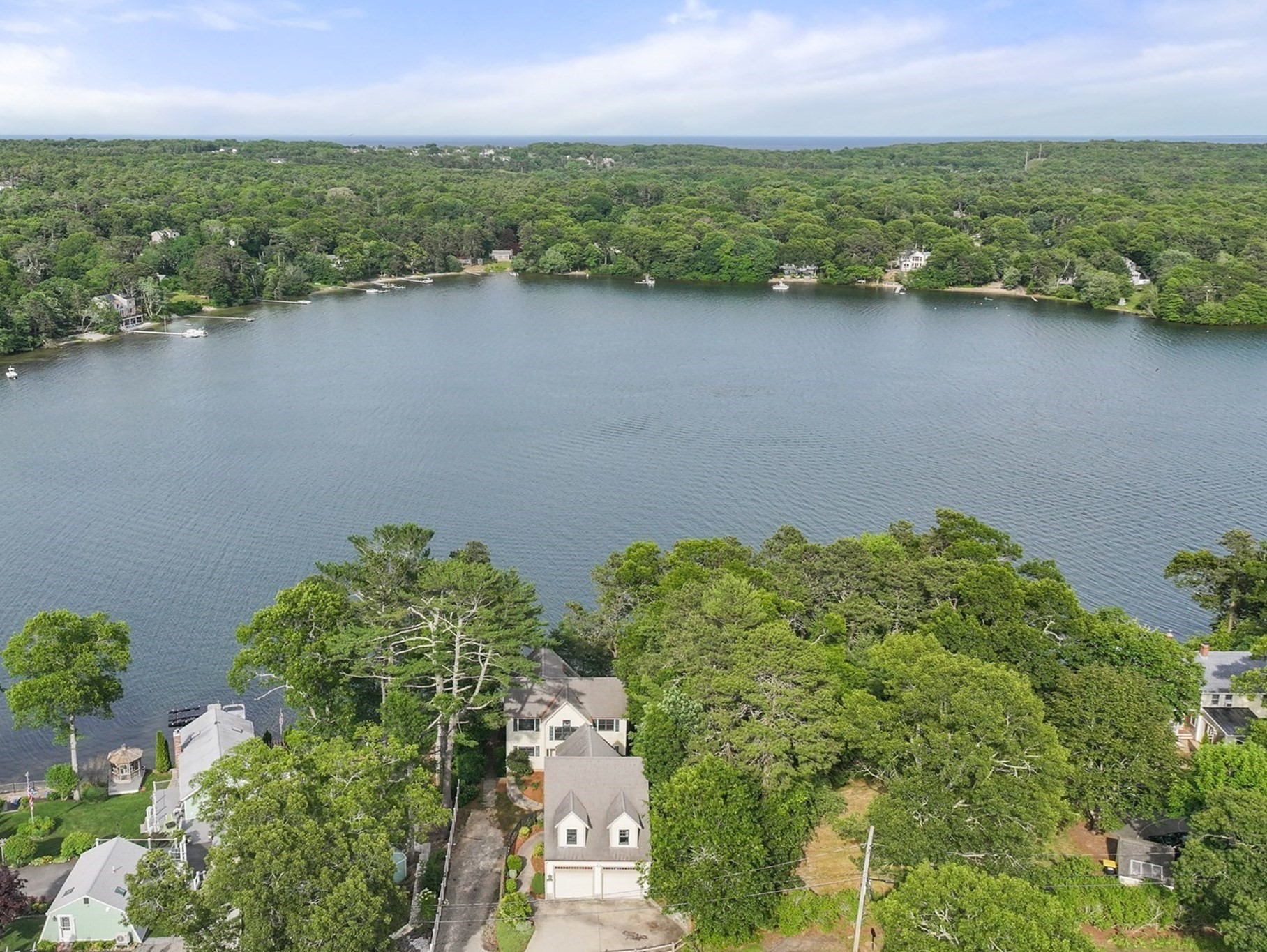 10 Shore Rd Property Photo 1