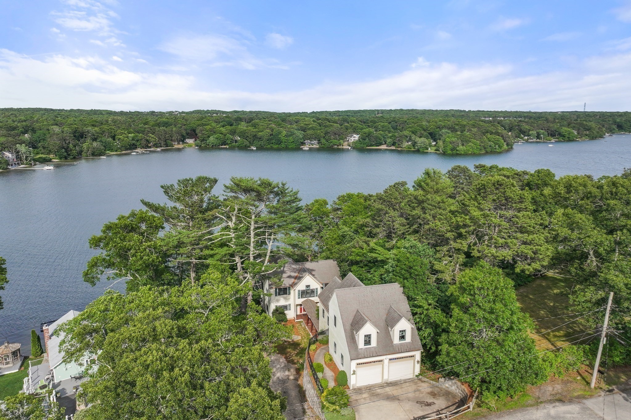 10 Shore Rd Property Photo 2