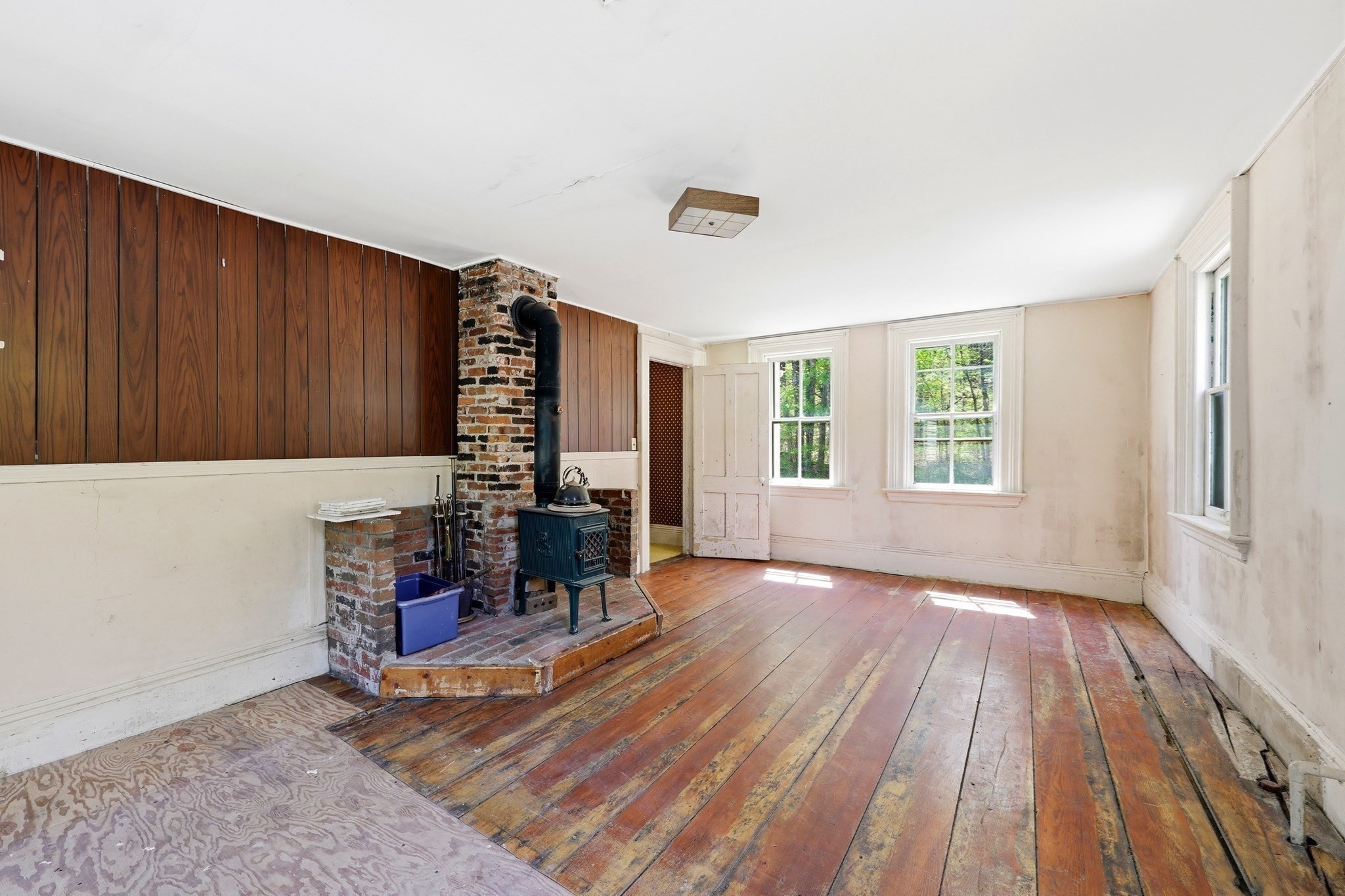 42 Shutesbury Rd Property Photo 7