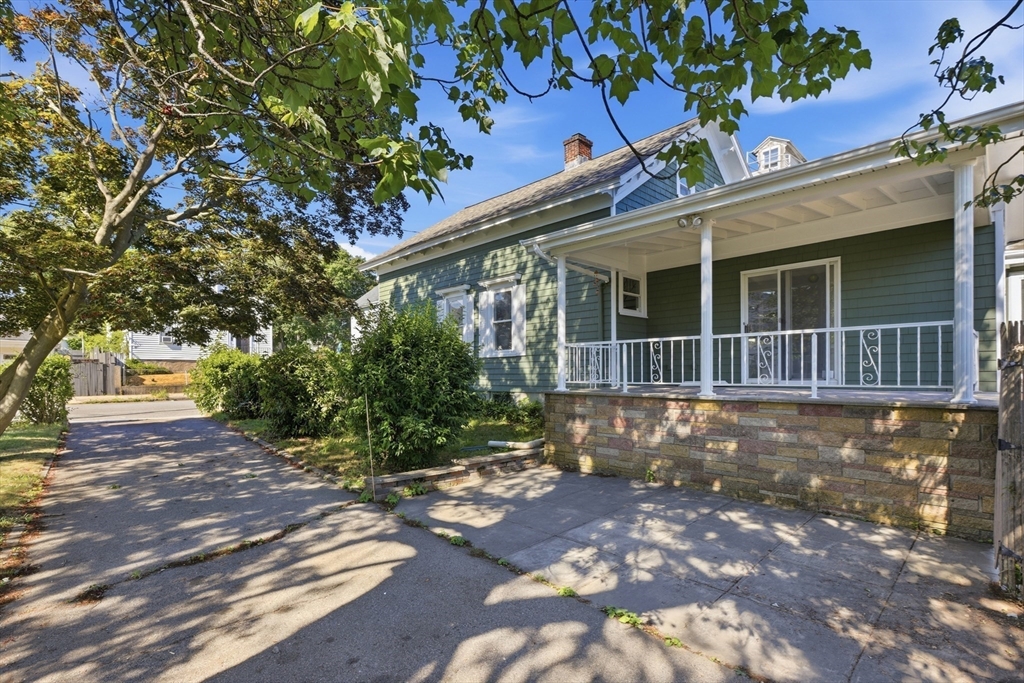 501 Pine St Property Photo 1