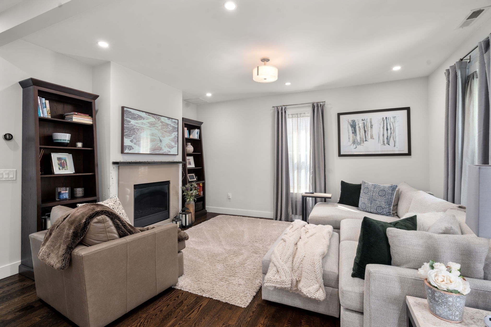 59 Mozart St # 2 Property Photo 1