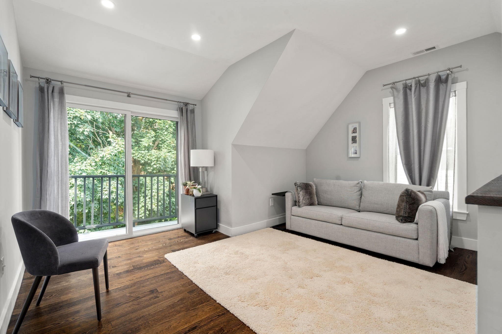 59 Mozart St # 2 Property Photo 15