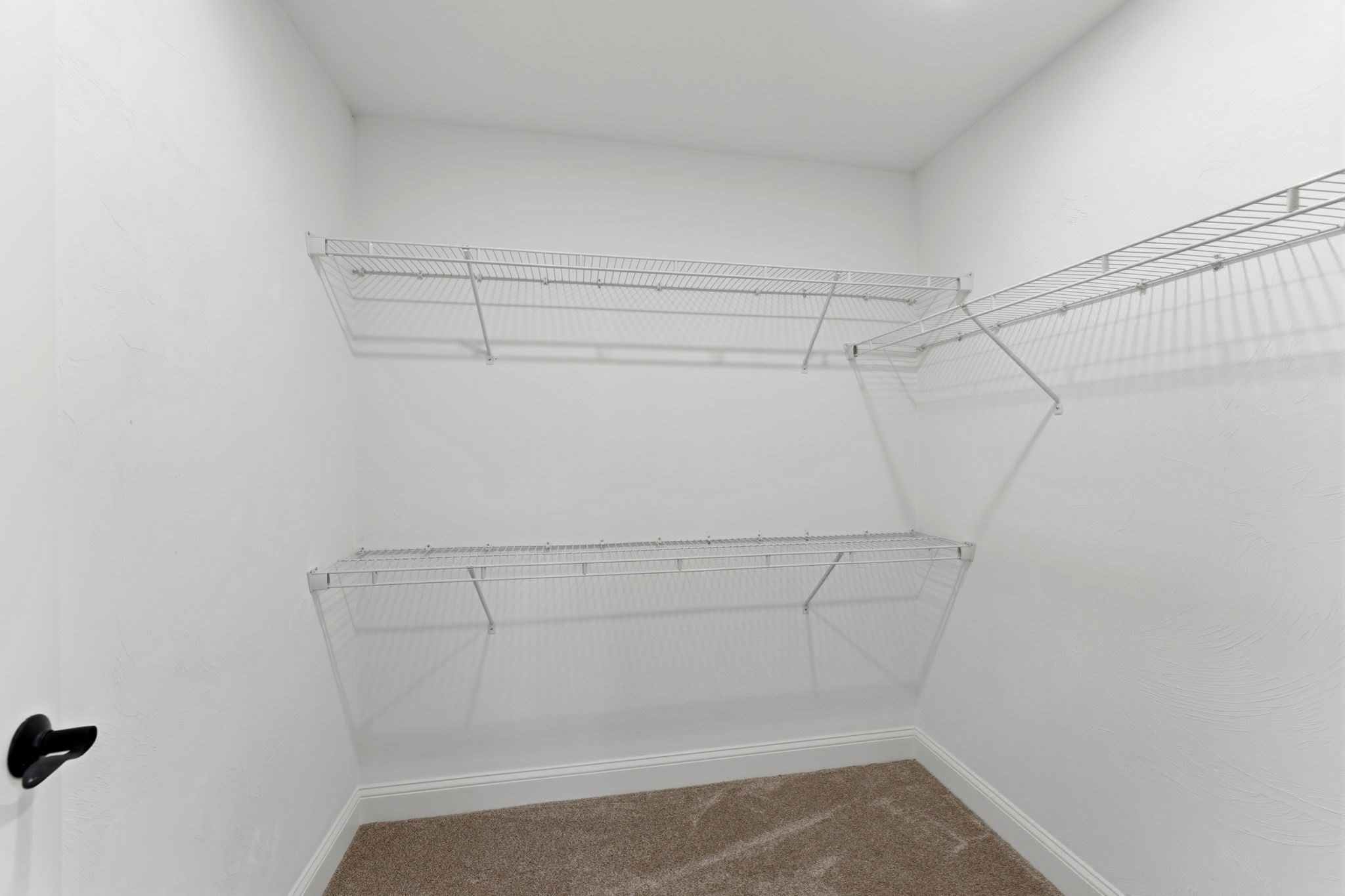 36 Colonial Rd. Property Photo 28