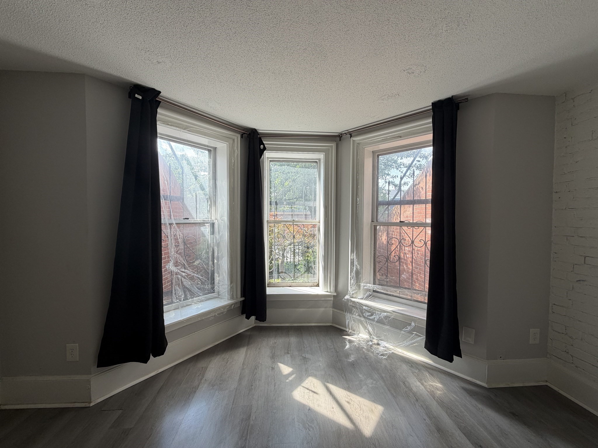 70 Temple St # 1 Property Photo 10