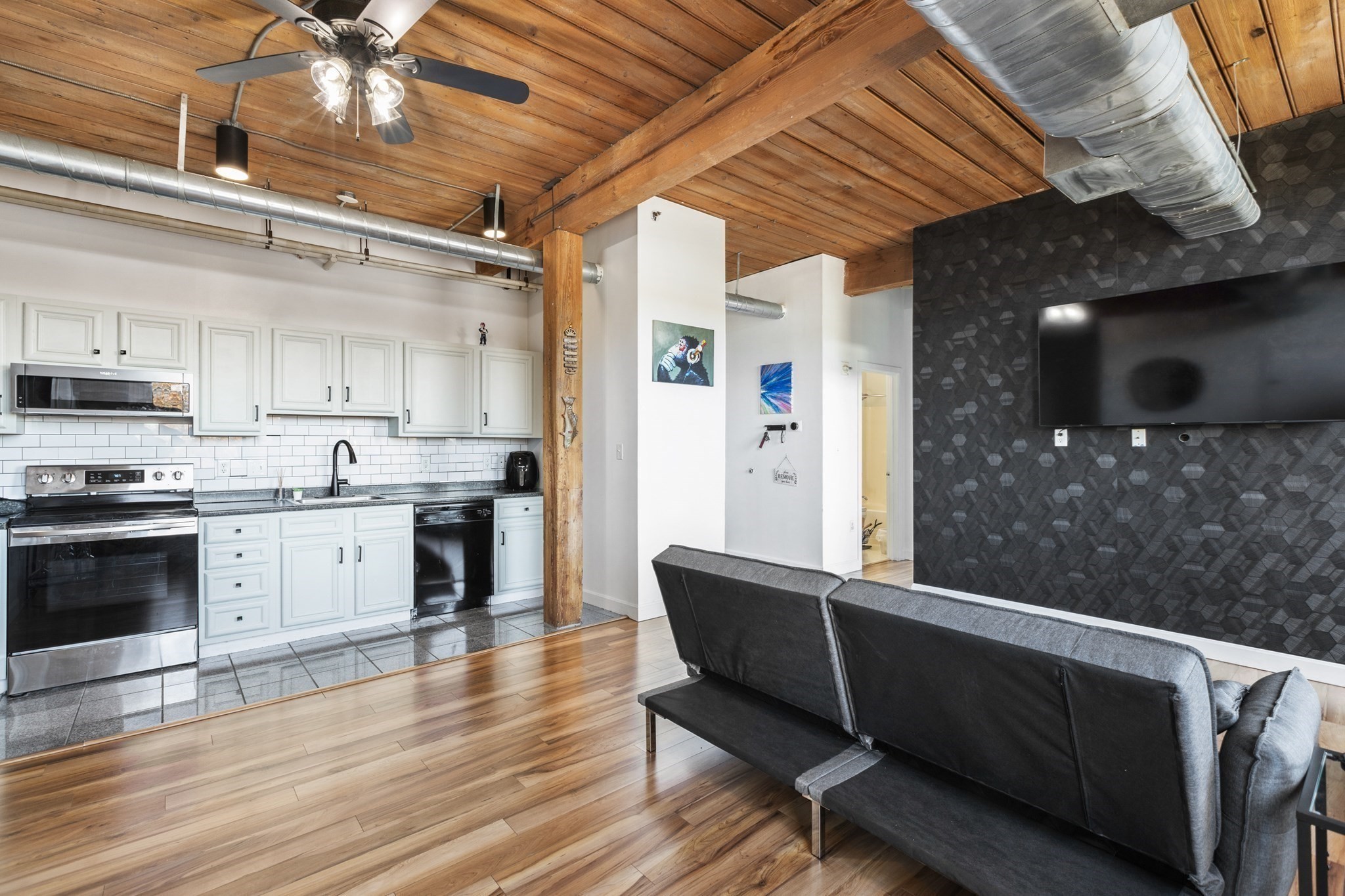 146 Court Street # 603 Property Photo 10