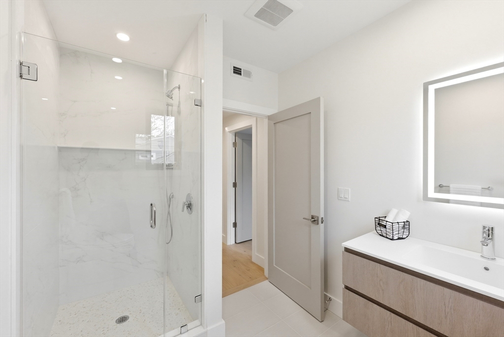 209 Tudor Street # 2 Property Photo 18